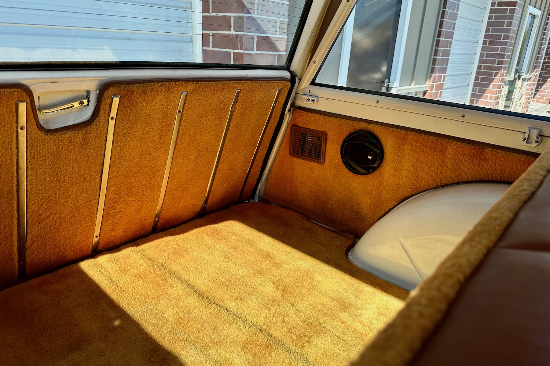 Sold: 1982 Jeep Wagoneer Limited