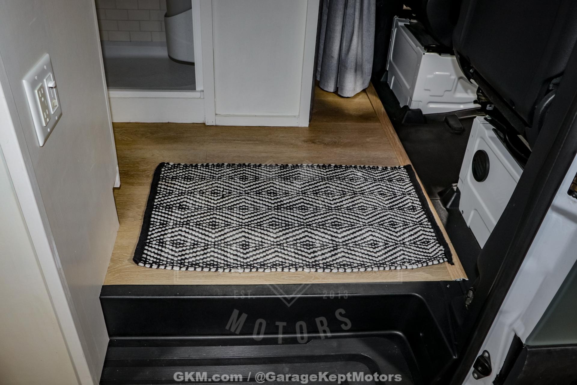 2020 Mercedes-Benz Sprinter Camper