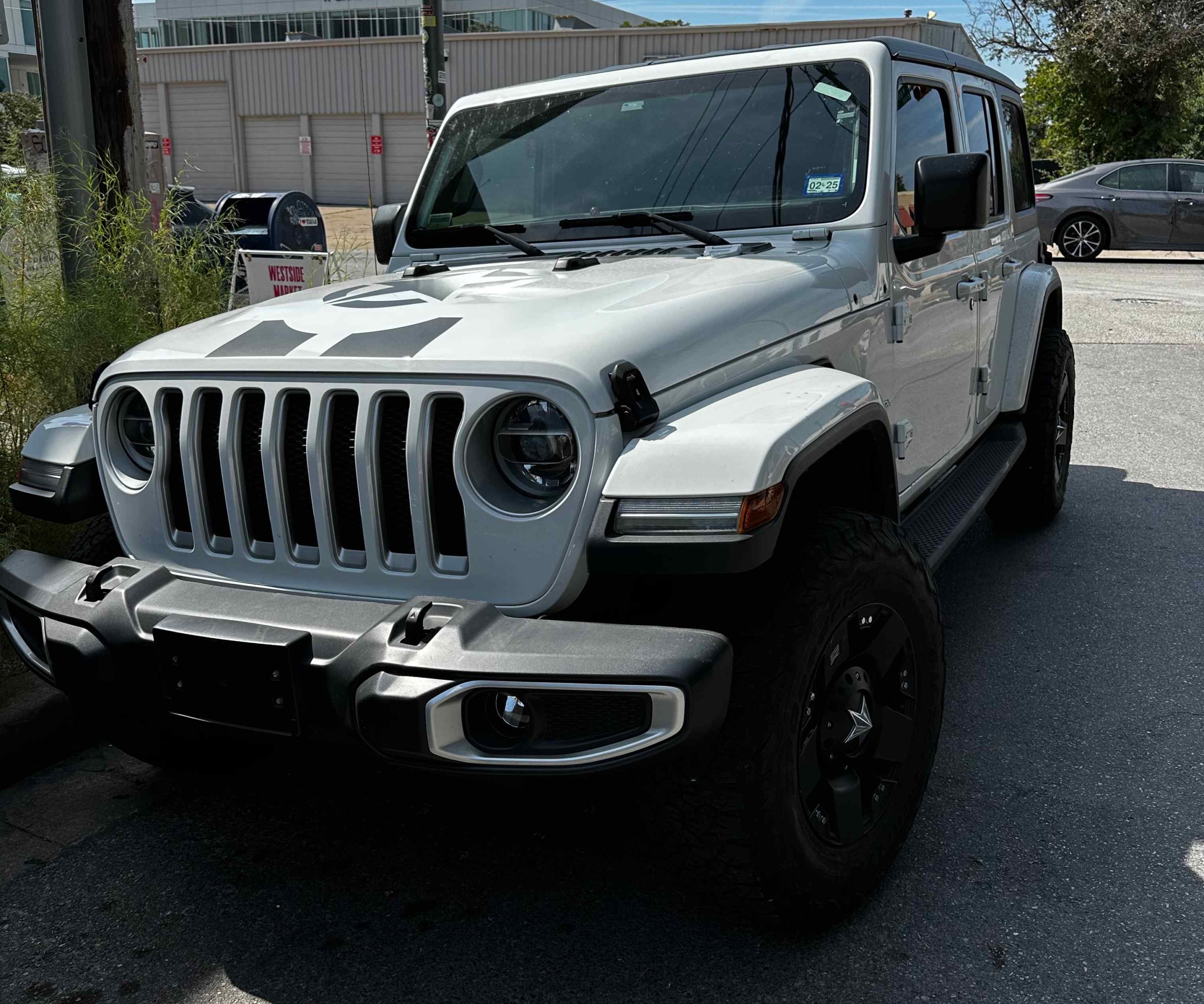 2019 Jeep Wrangler Sahara - 2