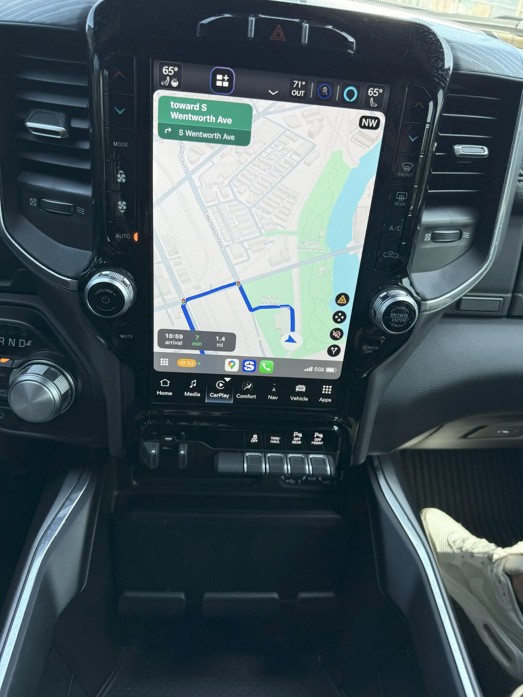 2023 RAM 1500 Laramie 4×4