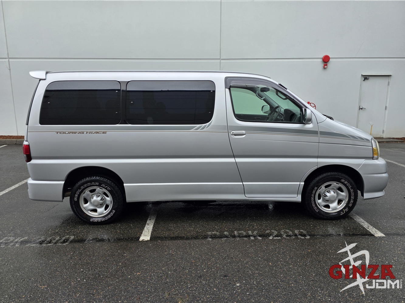 2000 Toyota HiAce Touring