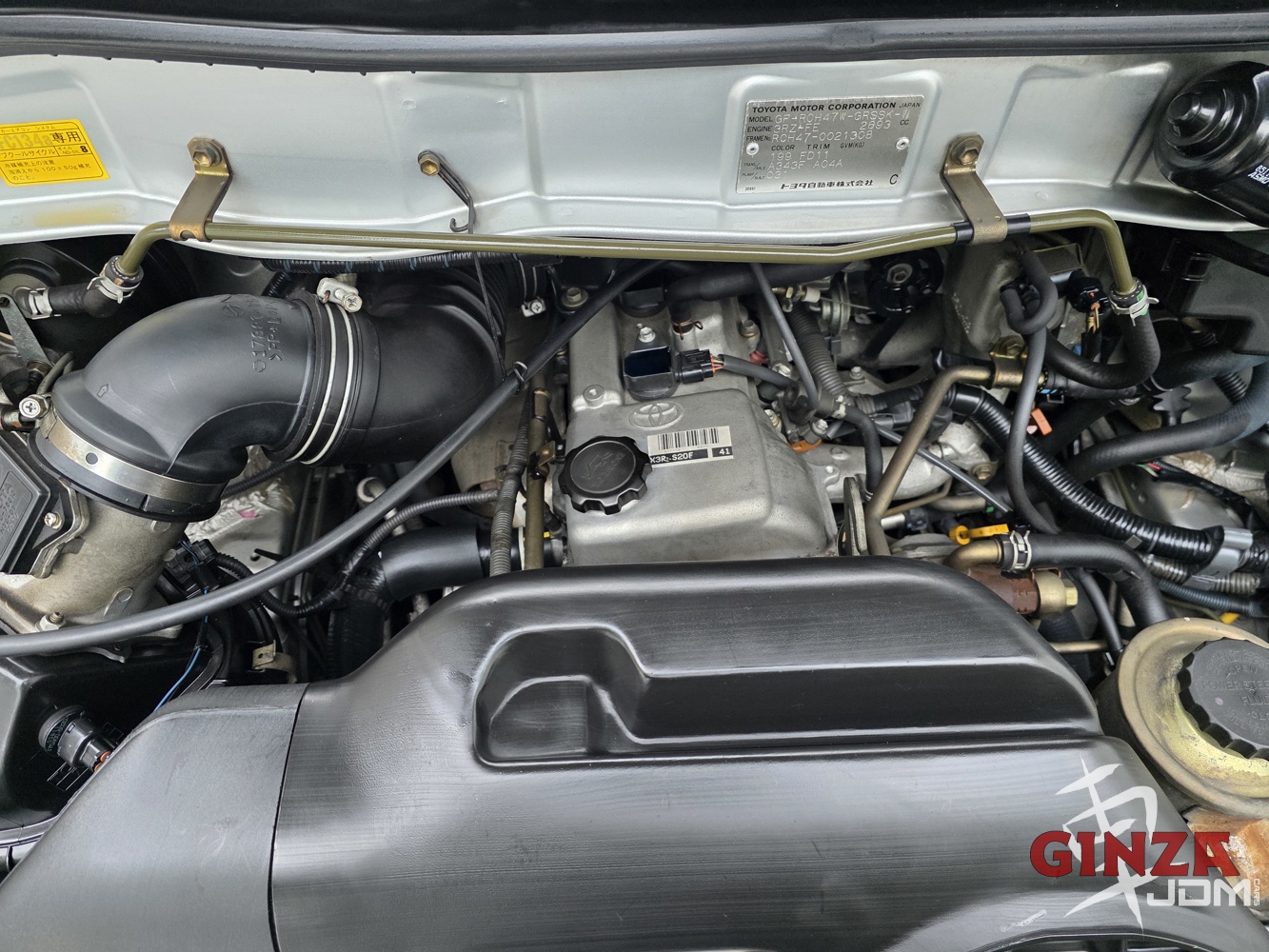 2000 Toyota HiAce Touring - 2