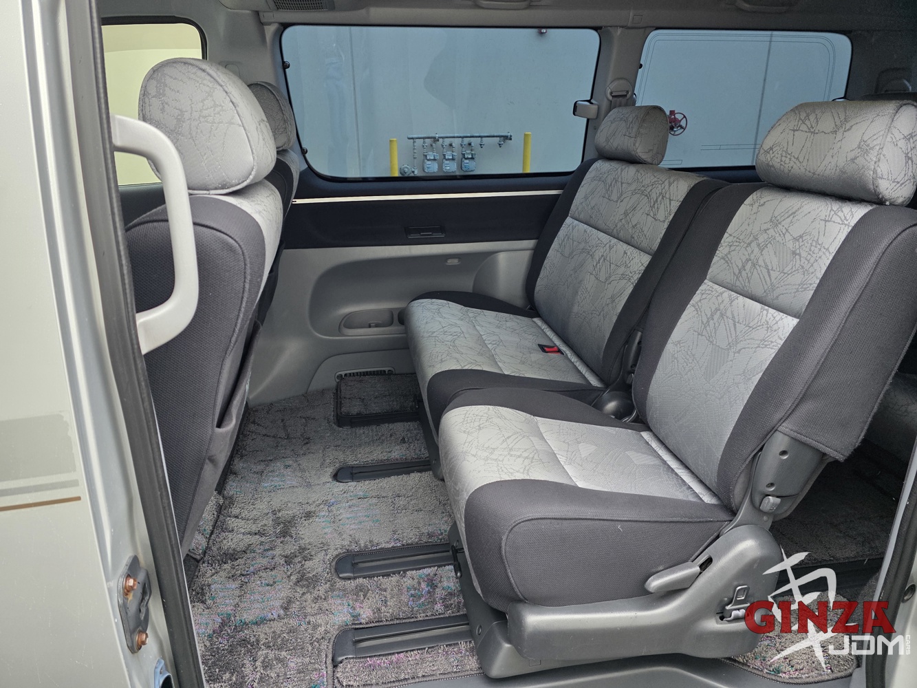 2000 Toyota HiAce Touring