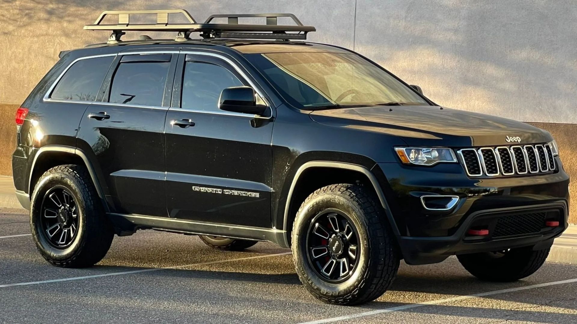 2022 Jeep Grand Cherokee Laredo