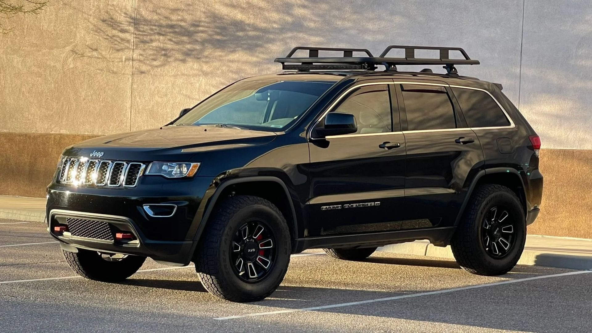 2022 Jeep Grand Cherokee Laredo