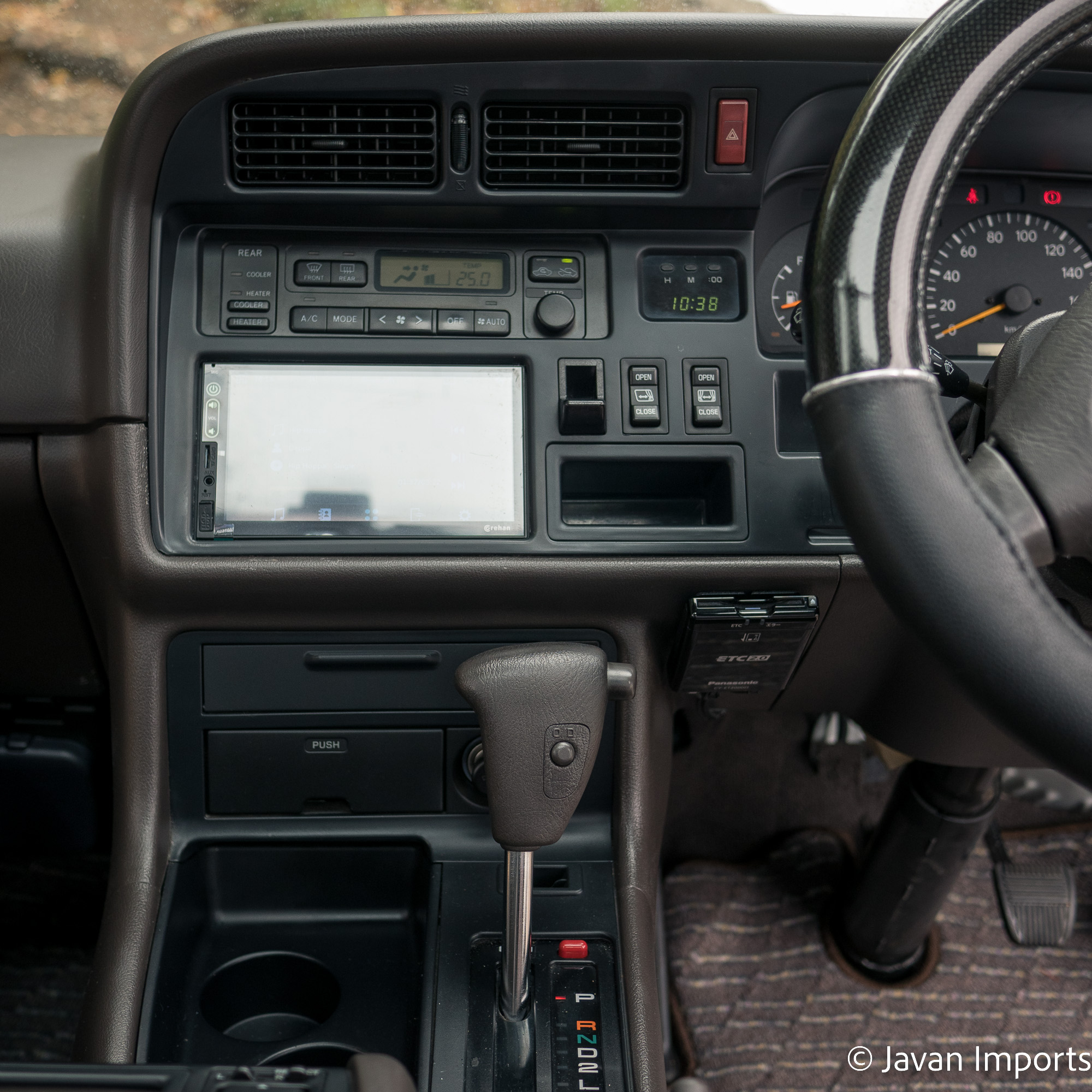 Sold: 1997 Toyota HiAce Living Saloon Triple EX