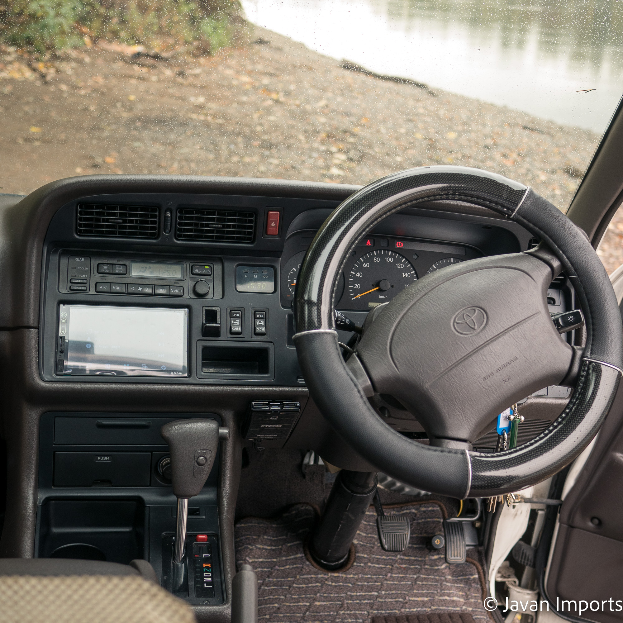 Sold: 1997 Toyota HiAce Living Saloon Triple EX