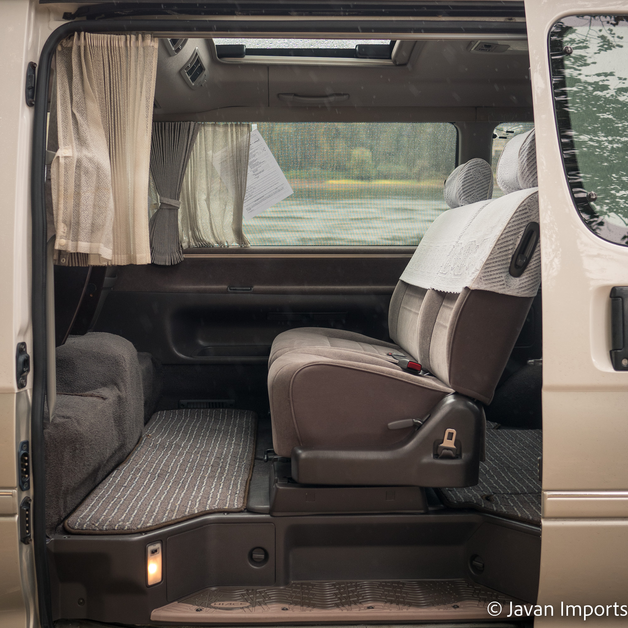 Sold: 1997 Toyota HiAce Living Saloon Triple EX