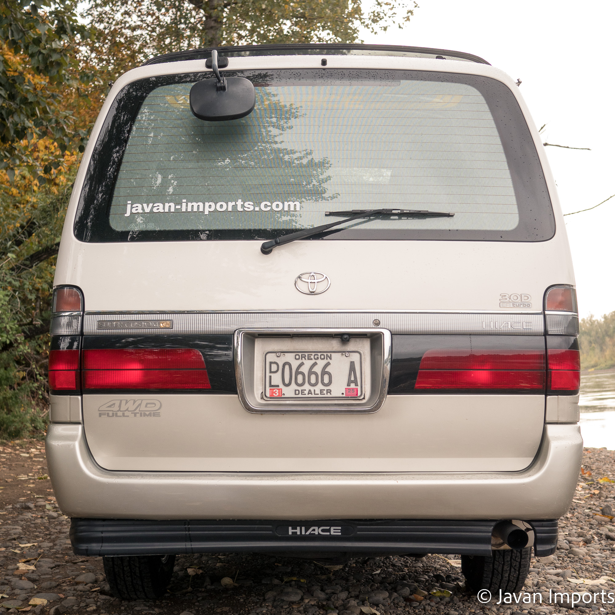 Sold: 1997 Toyota HiAce Living Saloon Triple EX