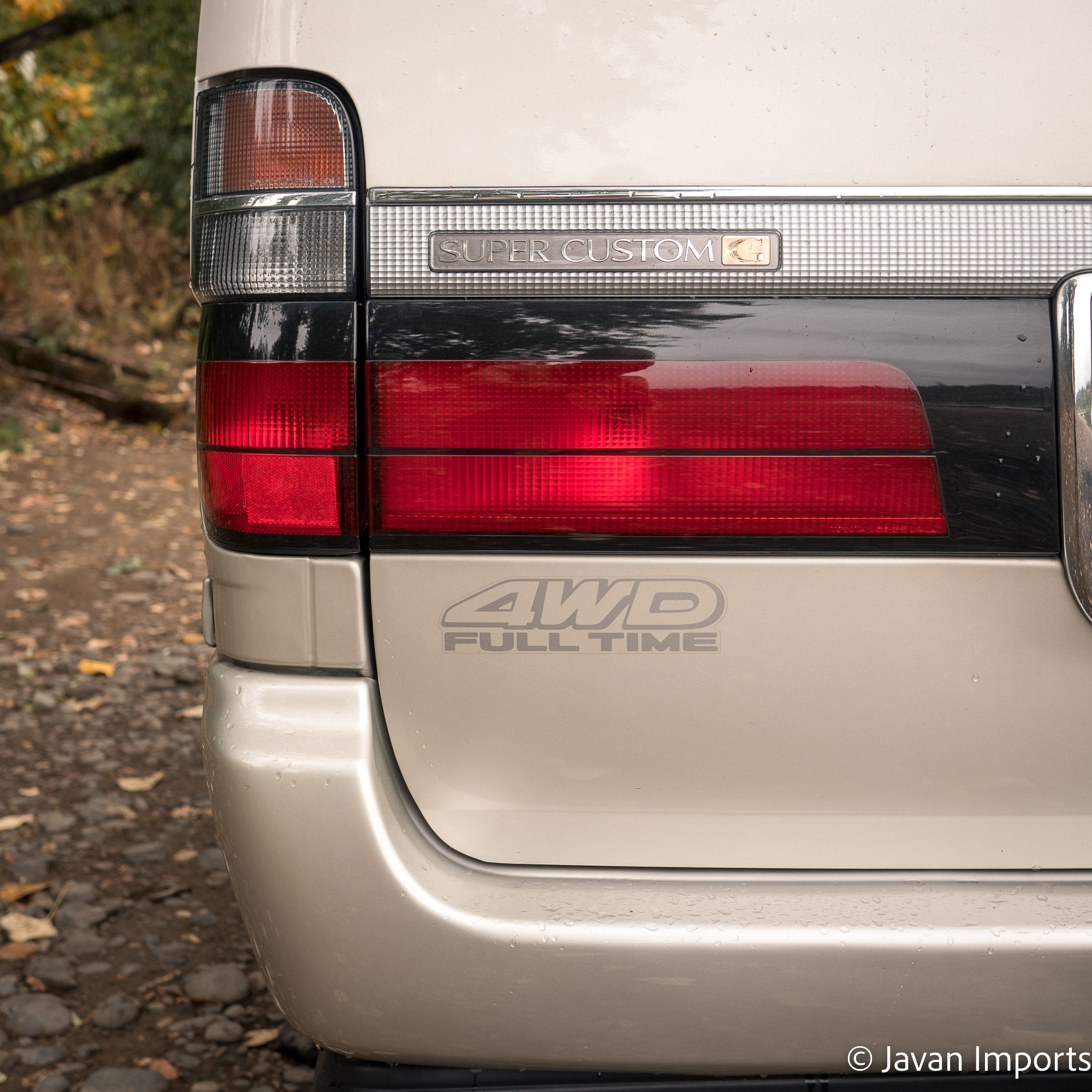 Sold: 1997 Toyota HiAce Living Saloon Triple EX