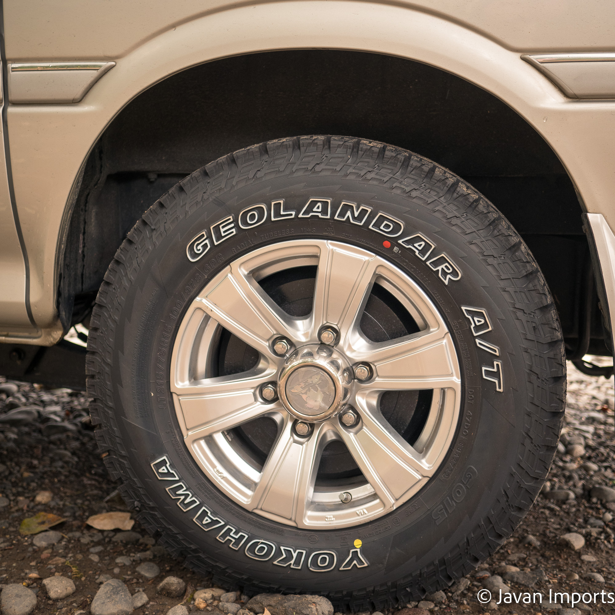 Sold: 1997 Toyota HiAce Living Saloon Triple EX