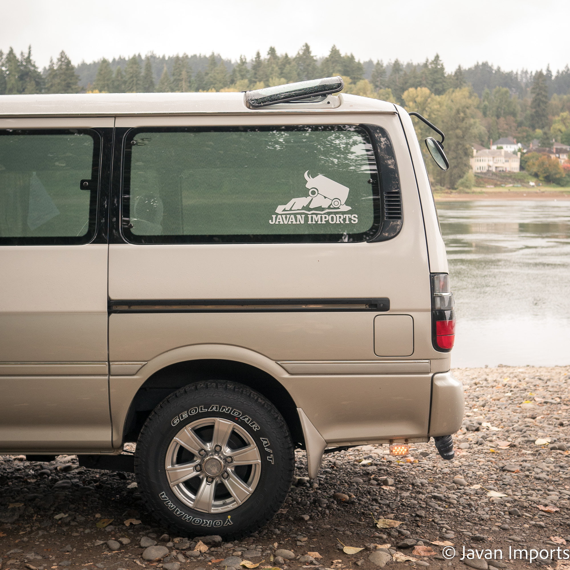 Sold: 1997 Toyota HiAce Living Saloon Triple EX