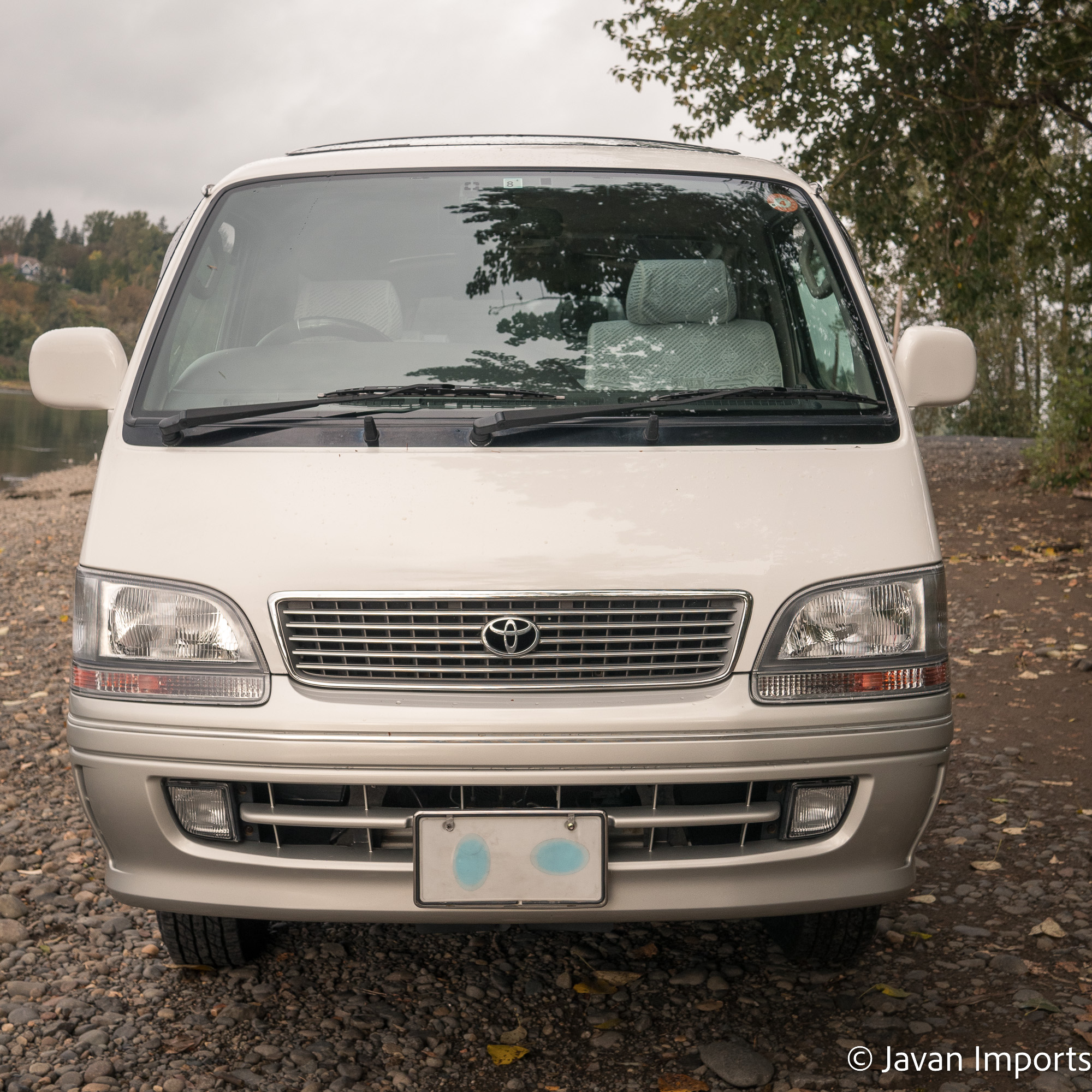 Sold: 1997 Toyota HiAce Living Saloon Triple EX