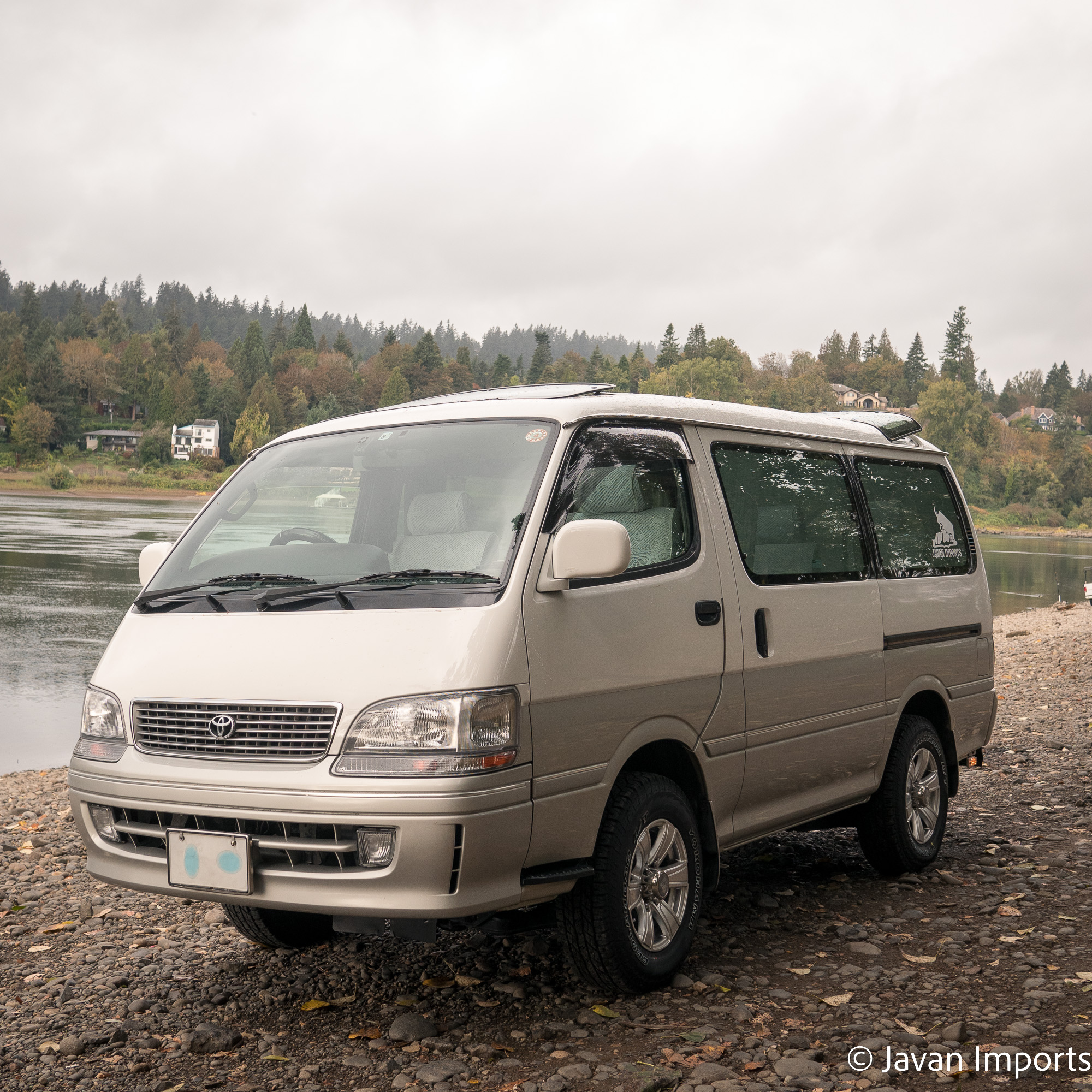 Sold: 1997 Toyota HiAce Living Saloon Triple EX