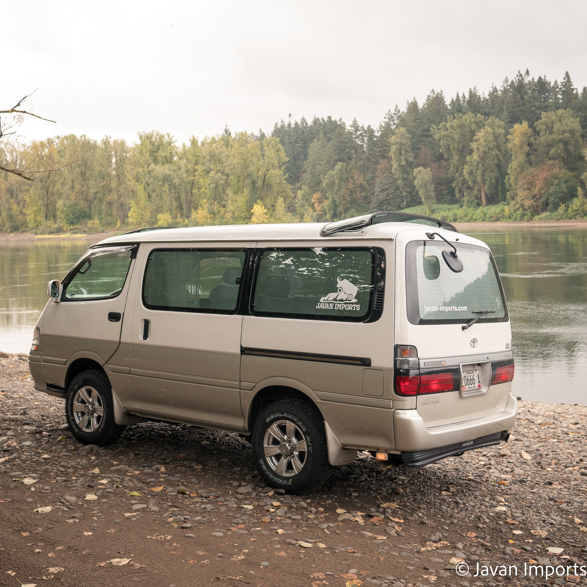 Sold: 1997 Toyota HiAce Living Saloon Triple EX