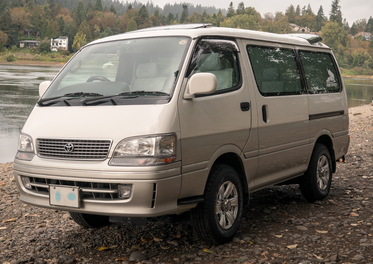 Sold: 1997 Toyota HiAce Living Saloon Triple EX