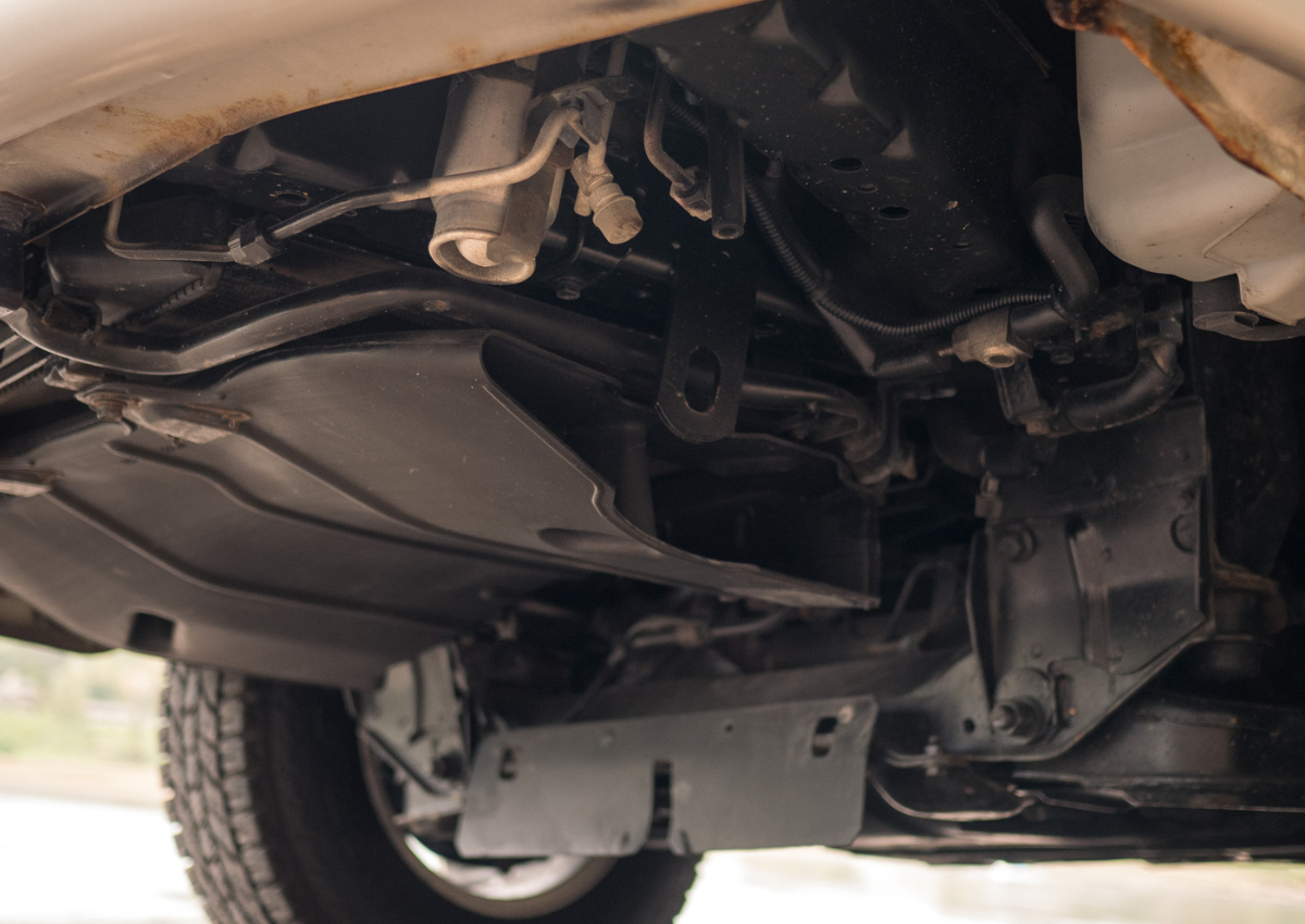 Sold: 1997 Toyota HiAce Living Saloon Triple EX