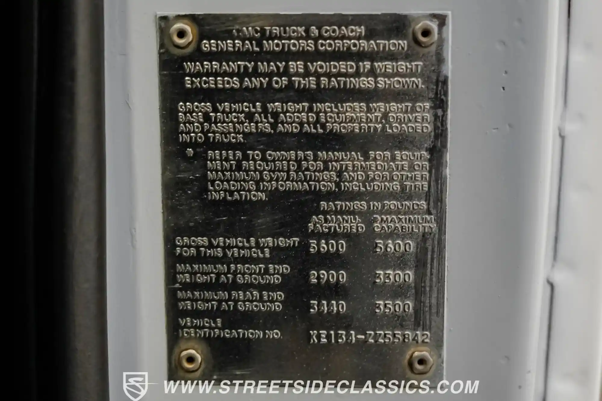 1970 GMC K1500 Restomod - 4