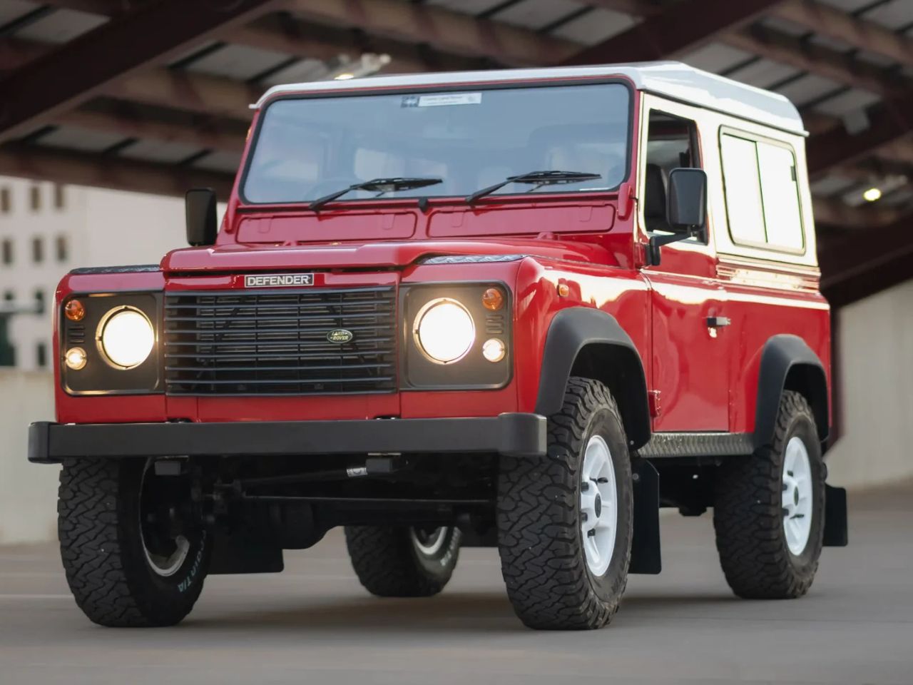  Land Rover Defender