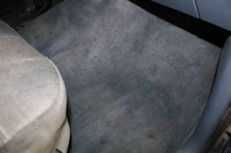 1990 Ford F-150 XLT Lariat