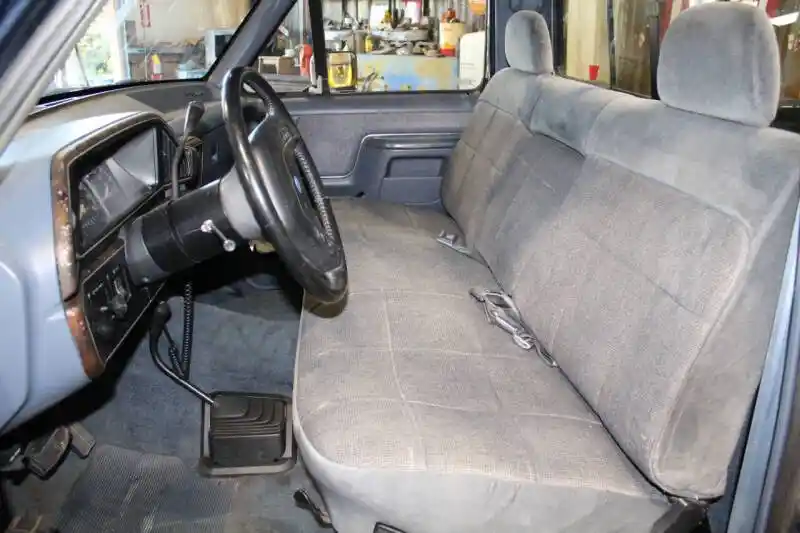 1990 Ford F-150 XLT Lariat