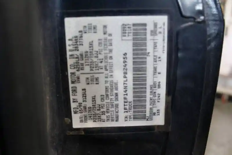 1990 Ford F-150 XLT Lariat - 2