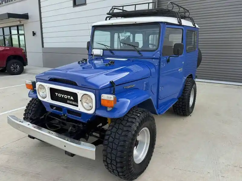  Toyota Land Cruiser