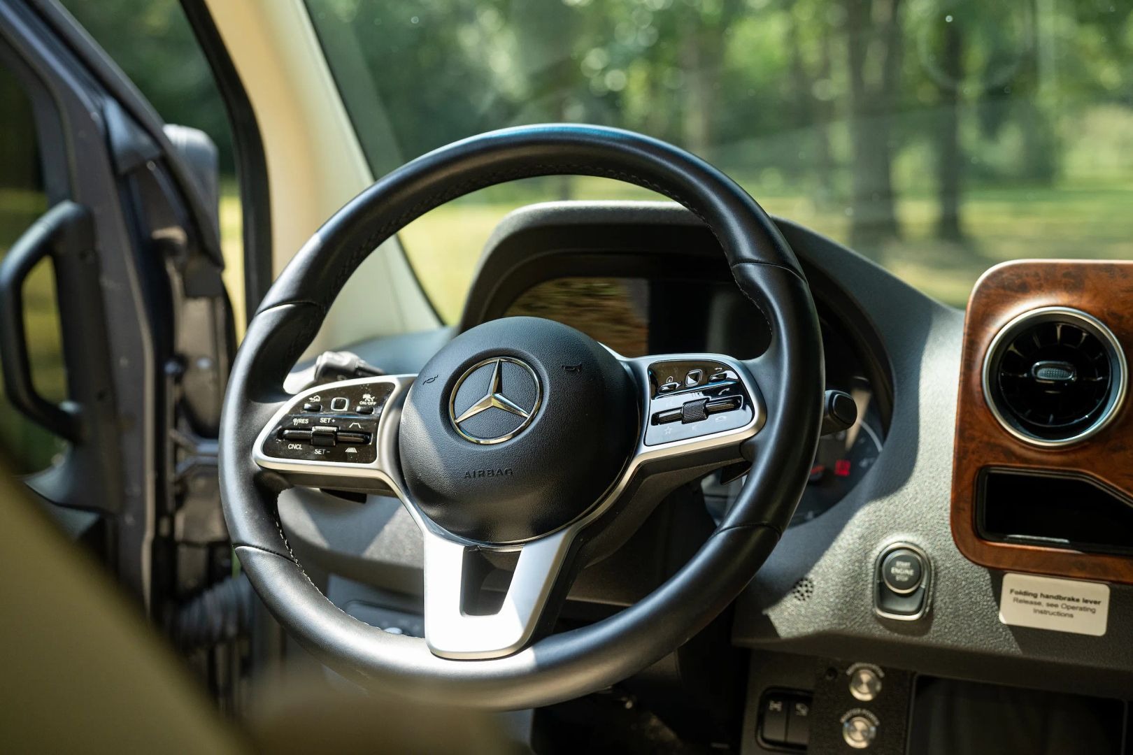 Custom 2019 Mercedes-Benz Sprinter 170 Camper