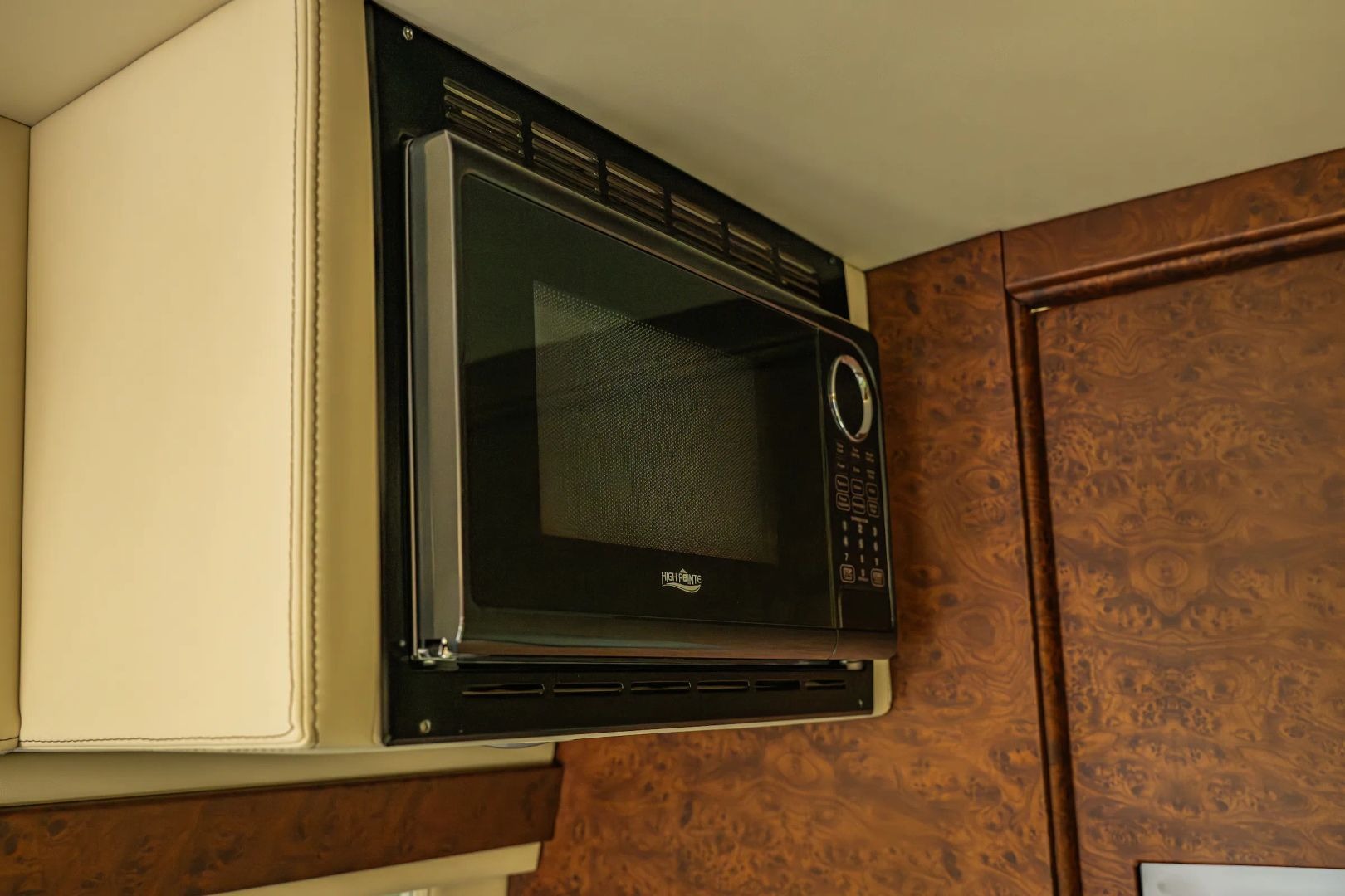 Custom 2019 Mercedes-Benz Sprinter 170 Camper