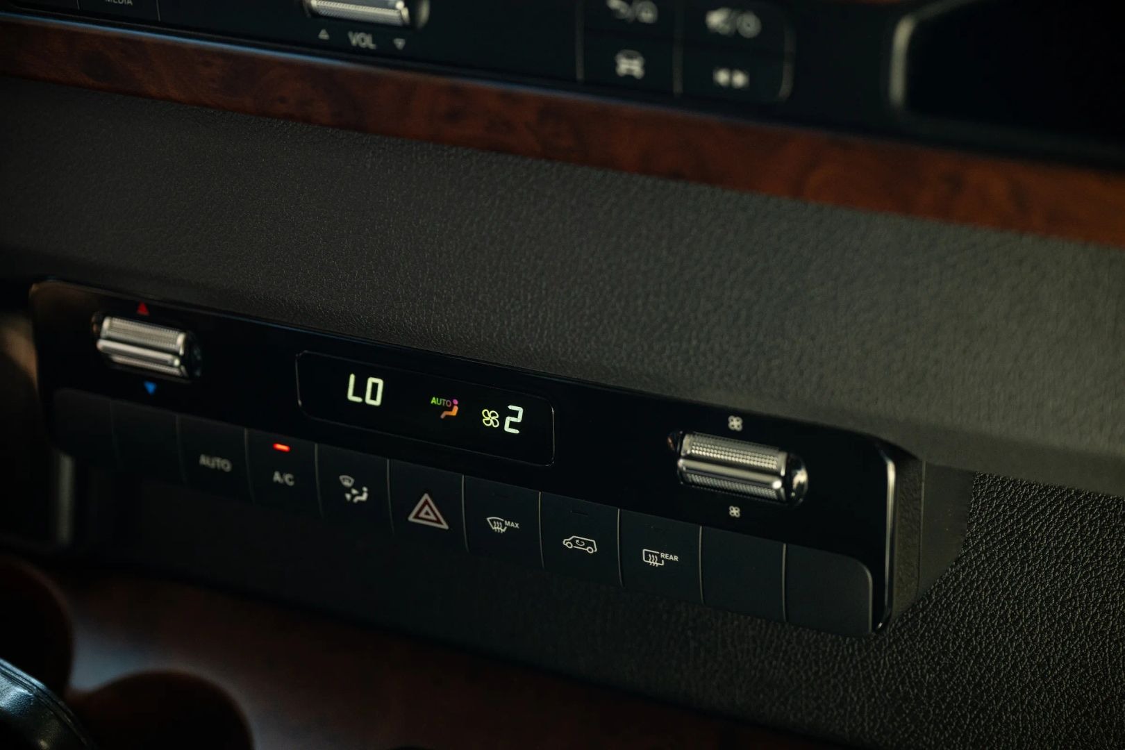 Custom 2019 Mercedes-Benz Sprinter 170 Camper