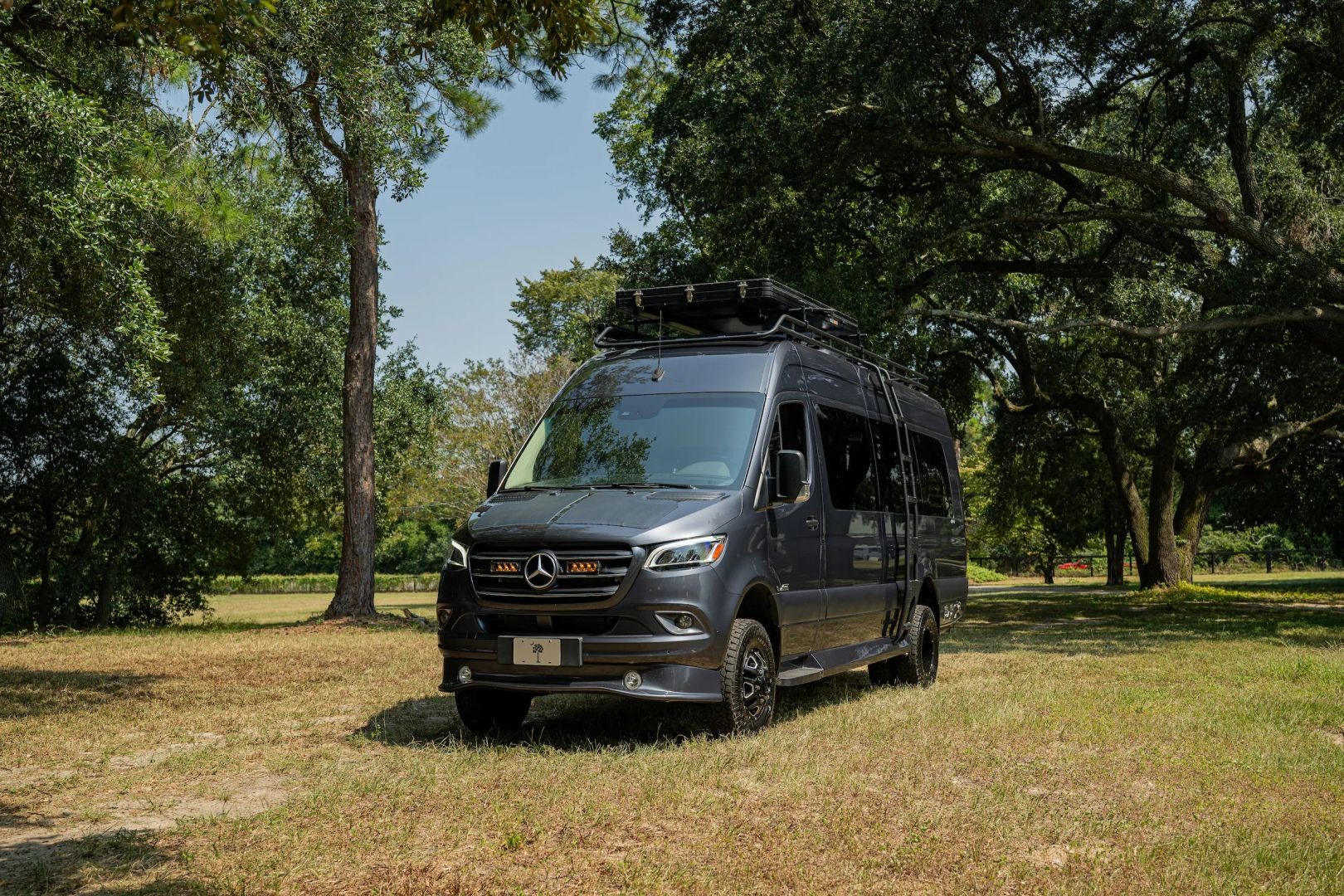 Custom 2019 Mercedes-Benz Sprinter 170 Camper