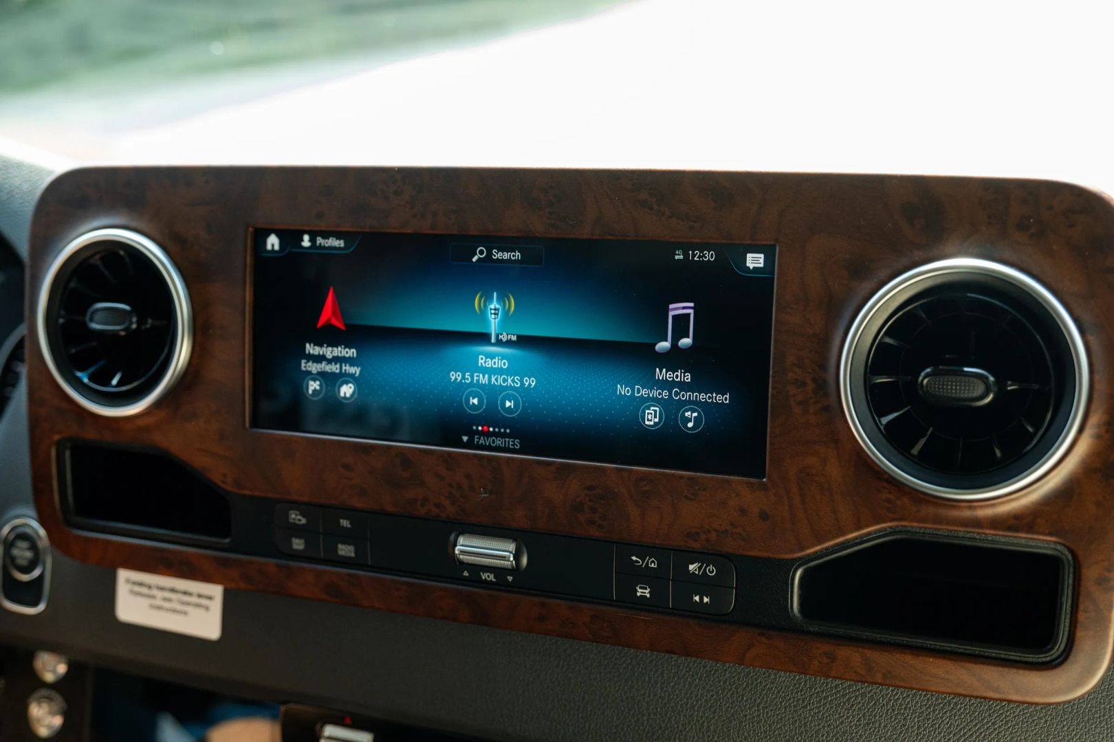 Custom 2019 Mercedes-Benz Sprinter 170 Camper