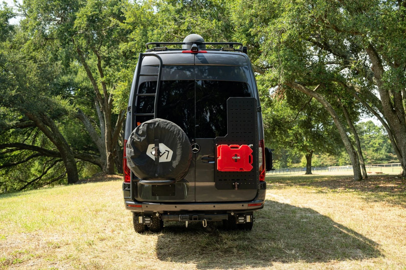 Custom 2019 Mercedes-Benz Sprinter 170 Camper