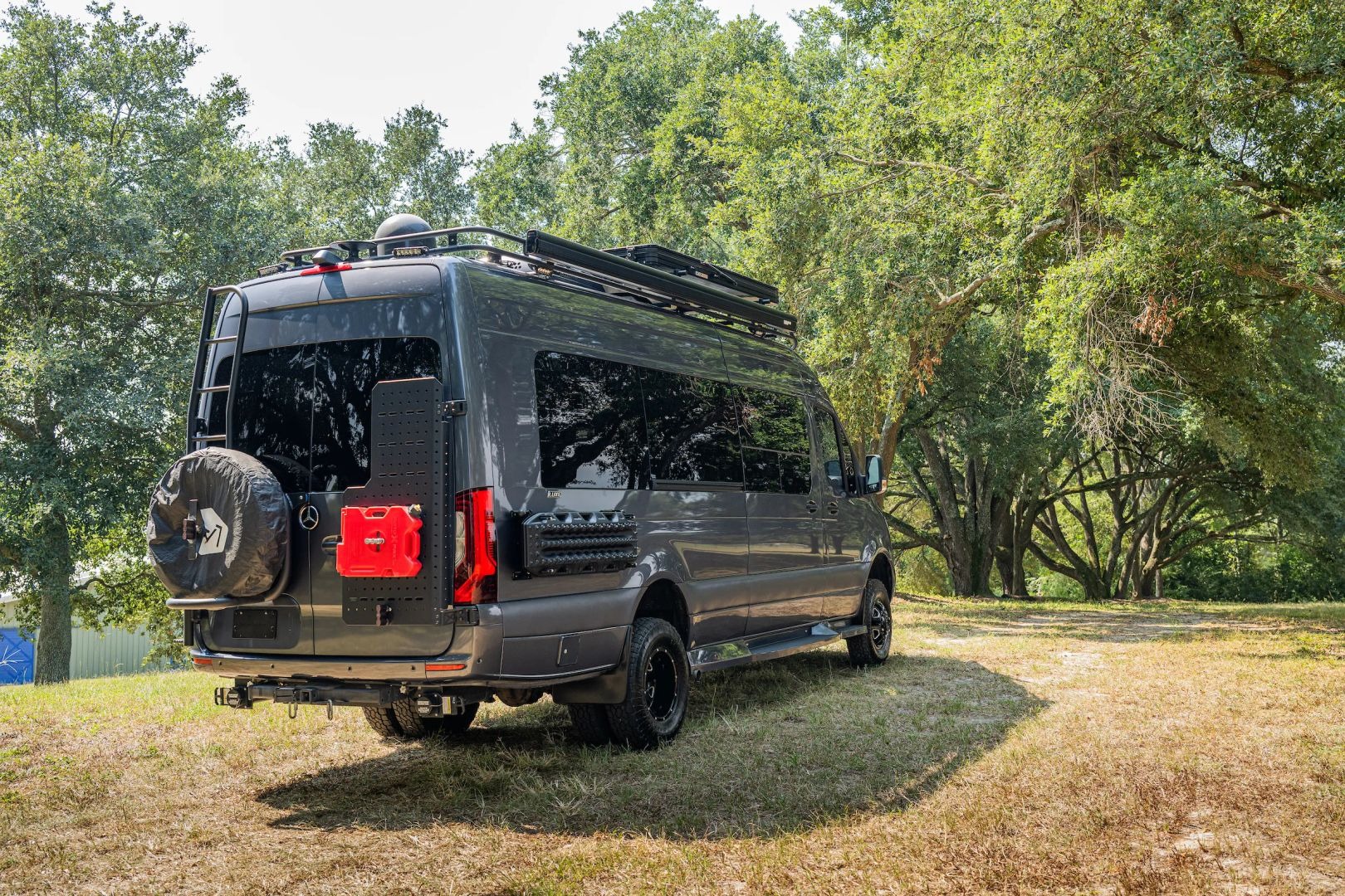 Custom 2019 Mercedes-Benz Sprinter 170 Camper