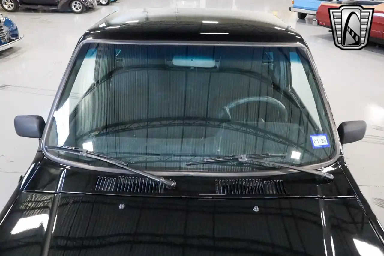 1987 Toyota Pickup - 4