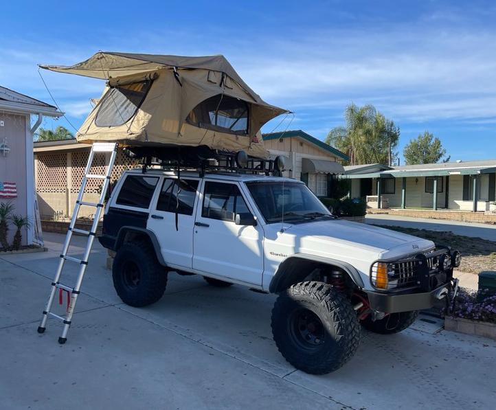  Jeep Cherokee