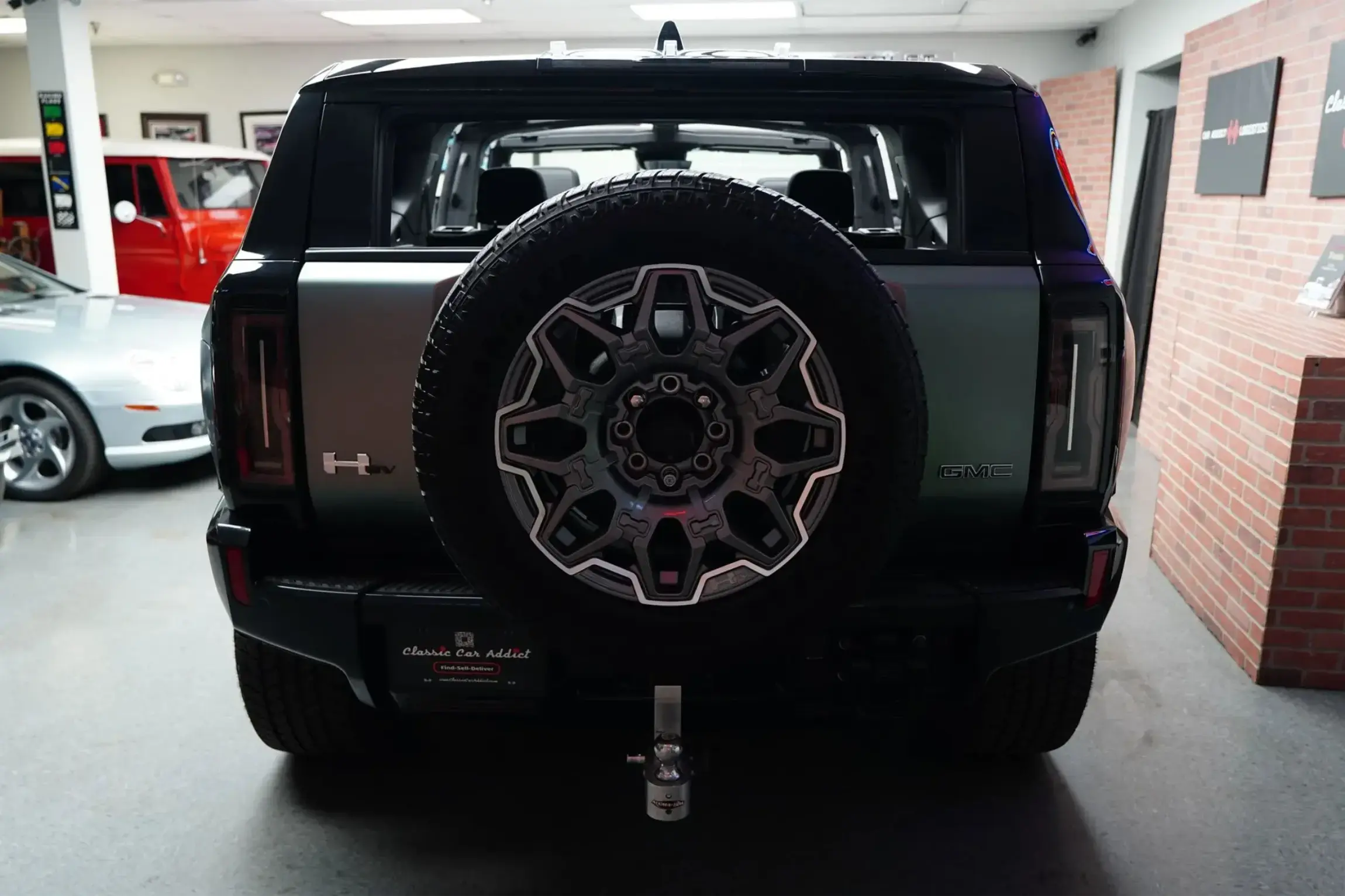 2024 GMC Hummer EV 3X Lunar Edition