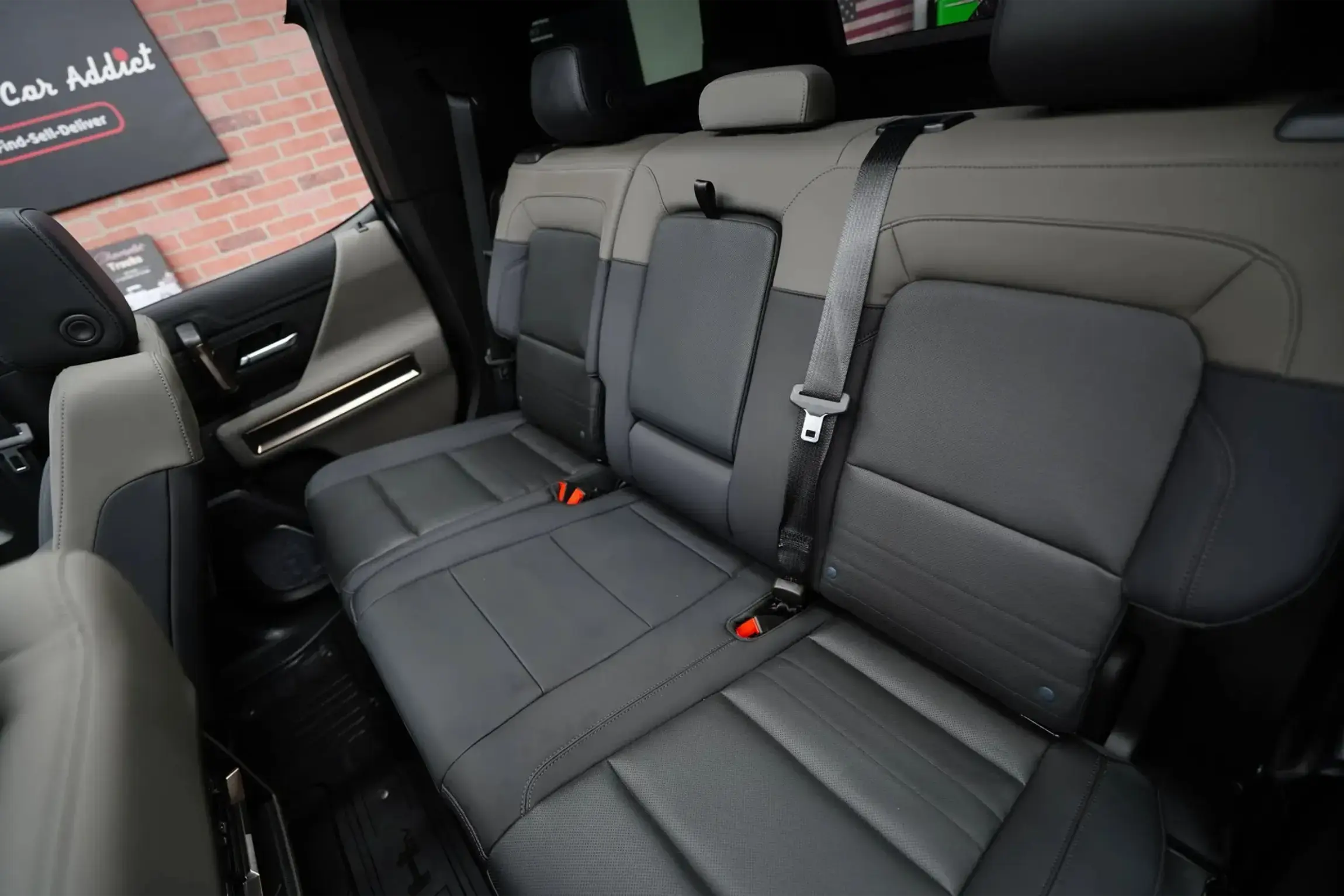 2024 GMC Hummer EV 3X Lunar Edition