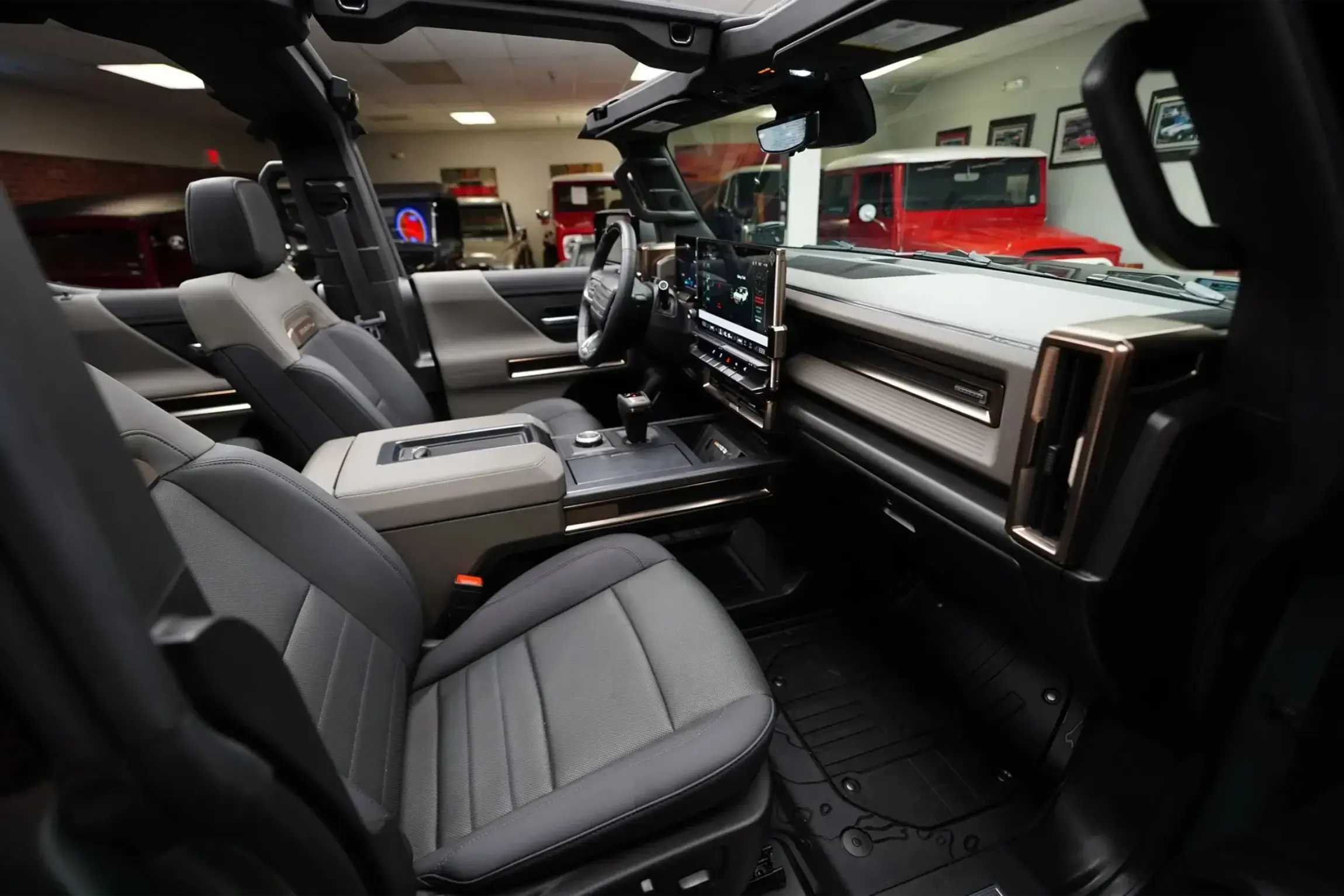 2024 GMC Hummer EV 3X Lunar Edition