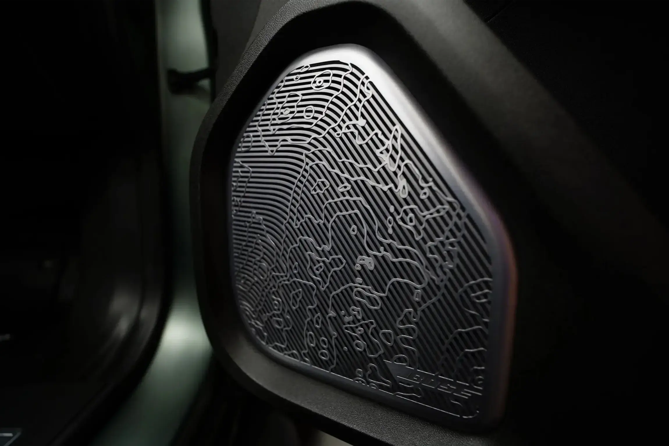 2024 GMC Hummer EV 3X Lunar Edition