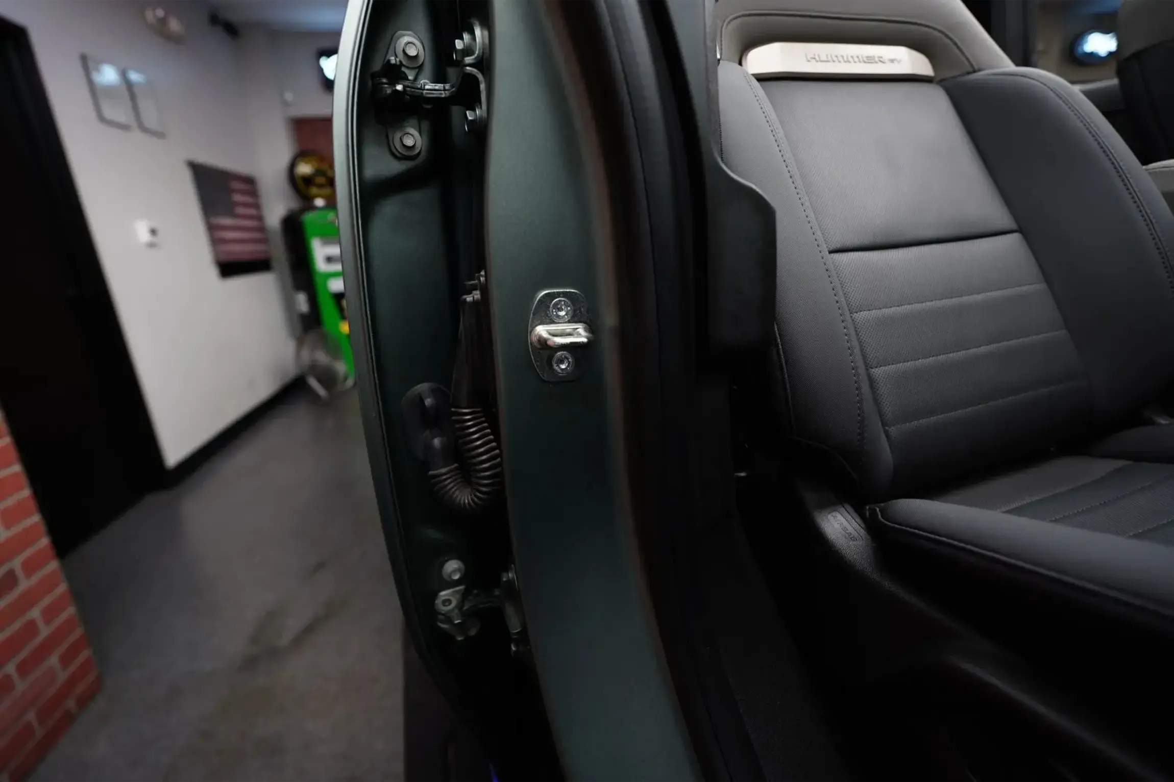 2024 GMC Hummer EV 3X Lunar Edition
