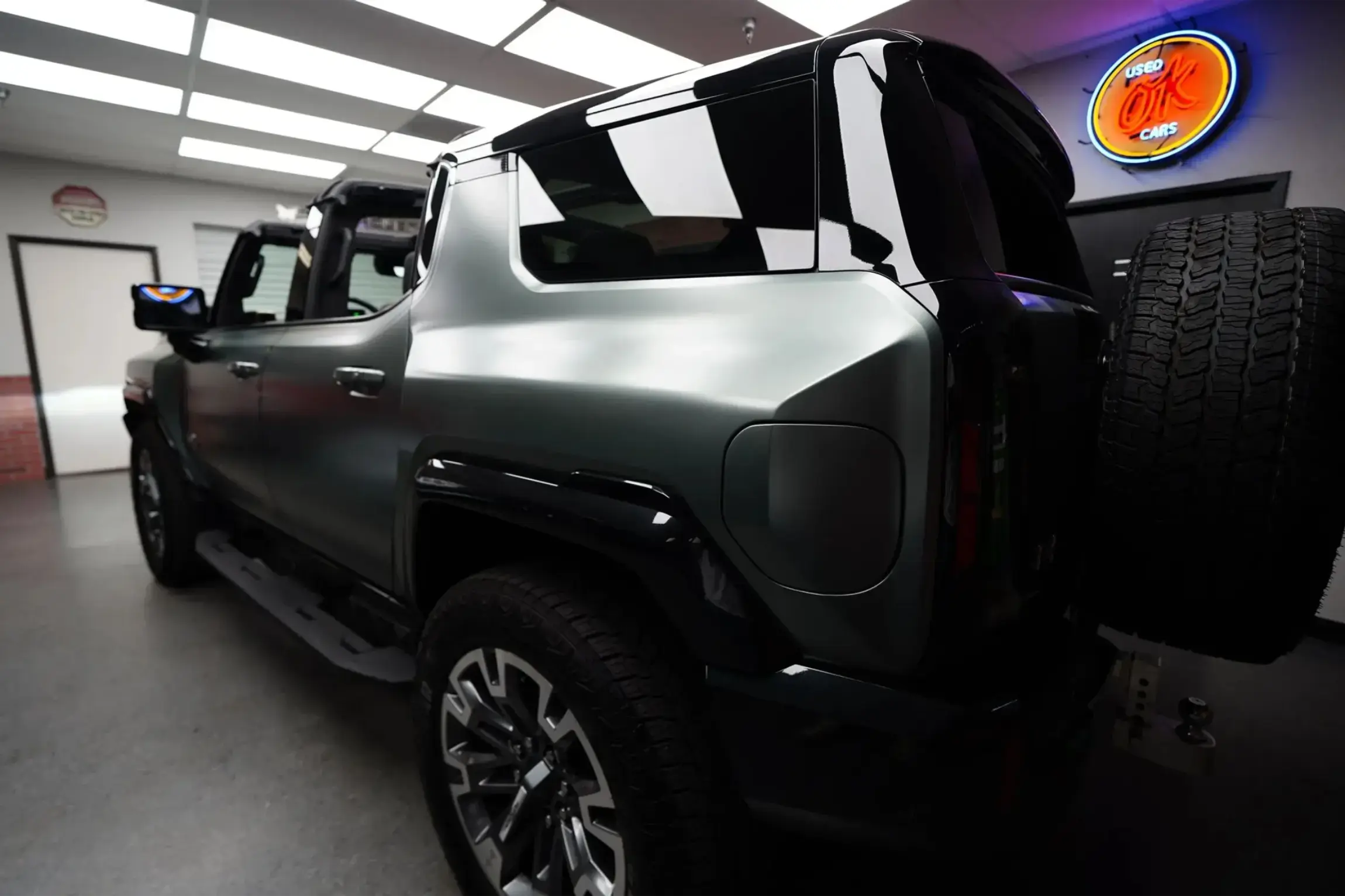 2024 GMC Hummer EV 3X Lunar Edition