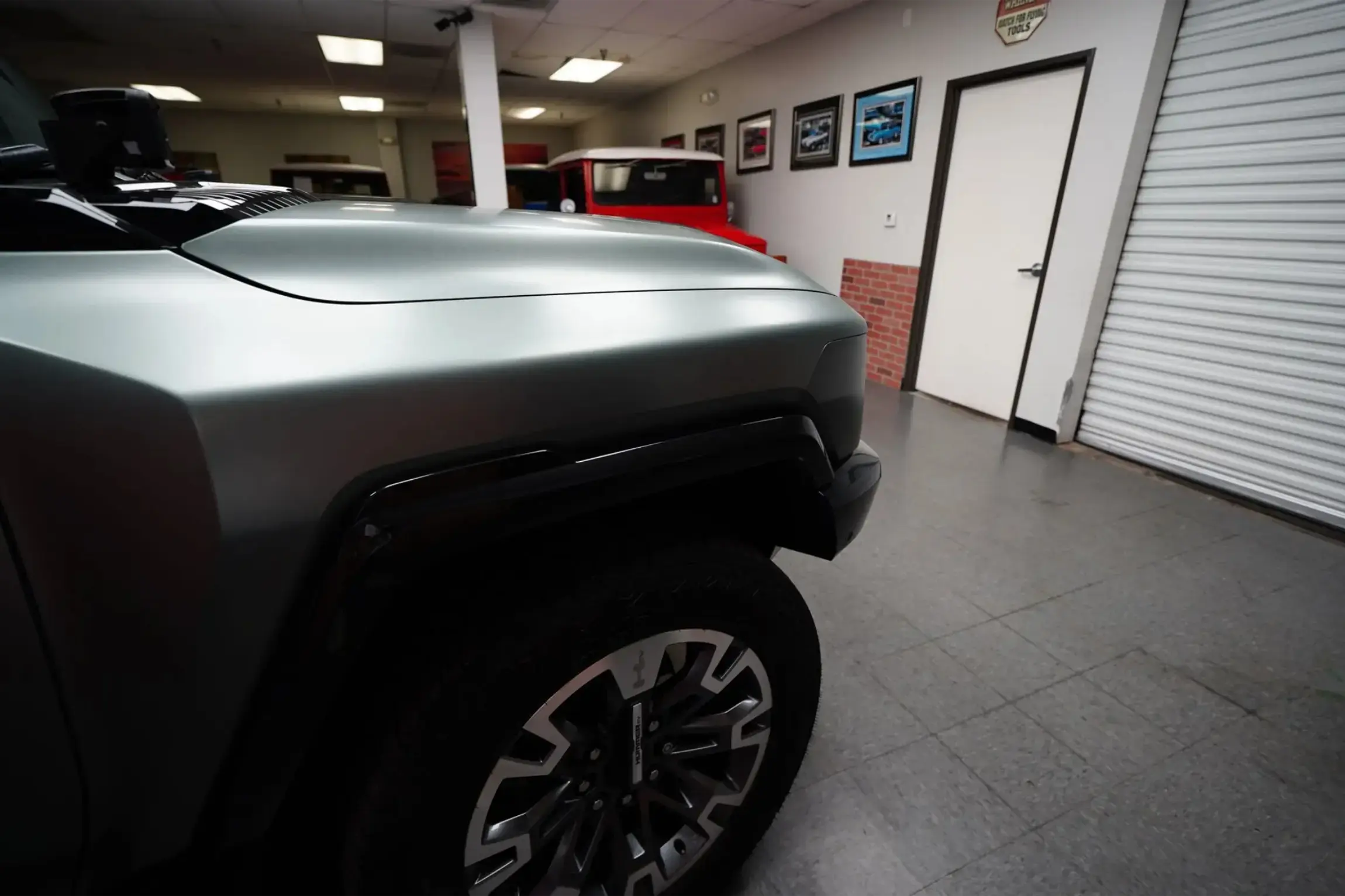 2024 GMC Hummer EV 3X Lunar Edition