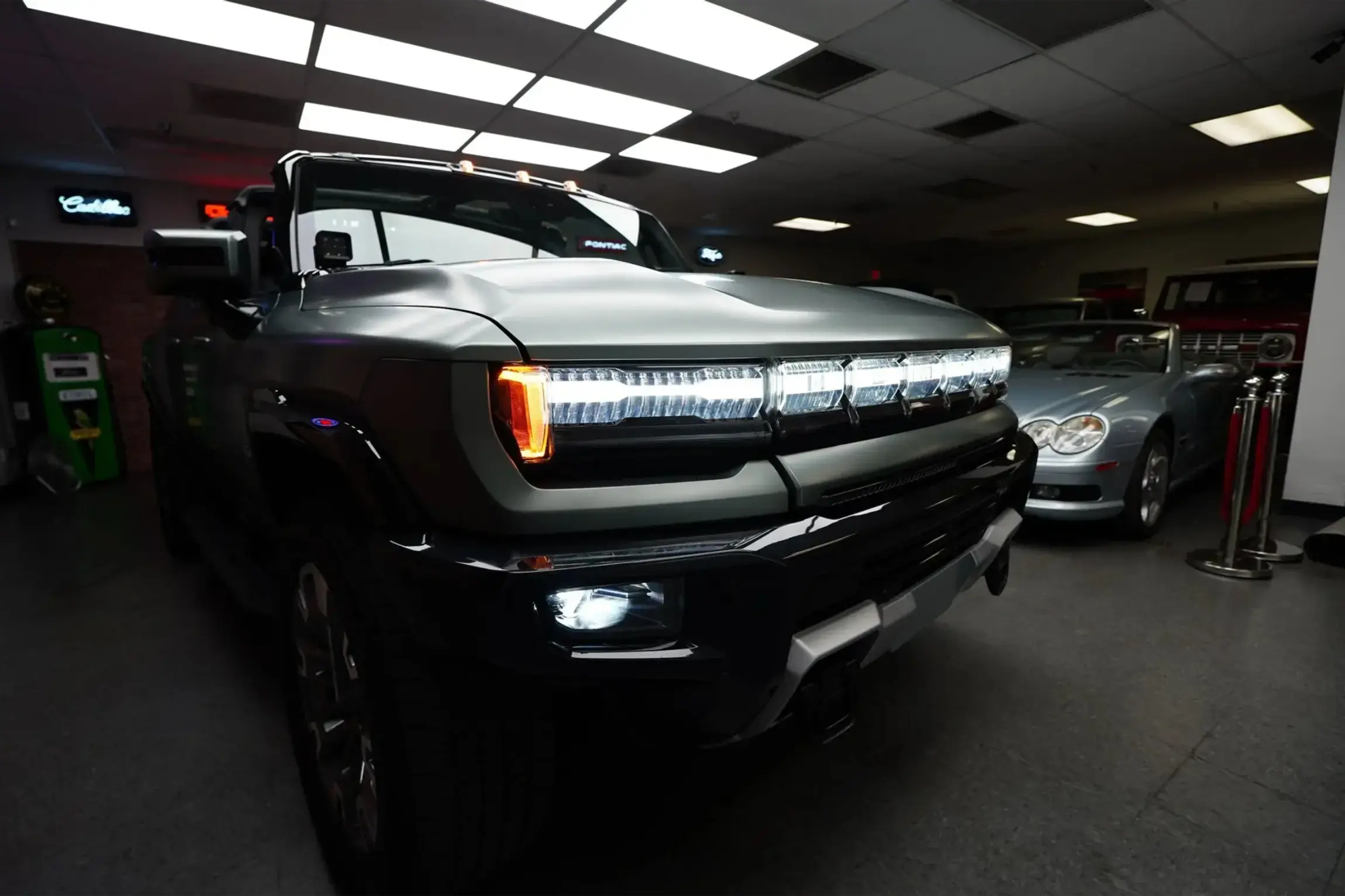 2024 GMC Hummer EV 3X Lunar Edition