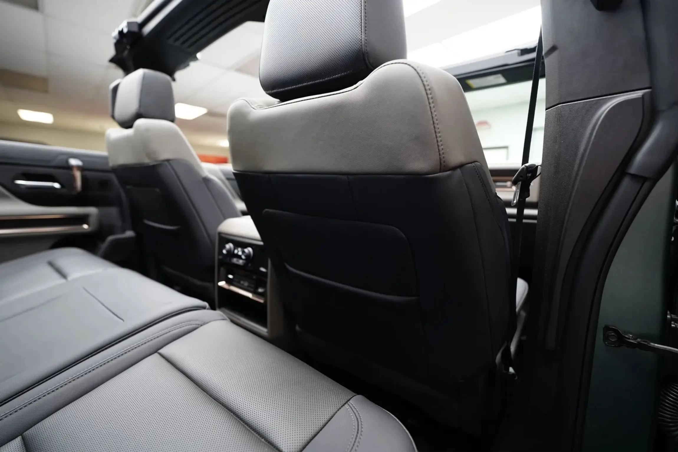 2024 GMC Hummer EV 3X Lunar Edition