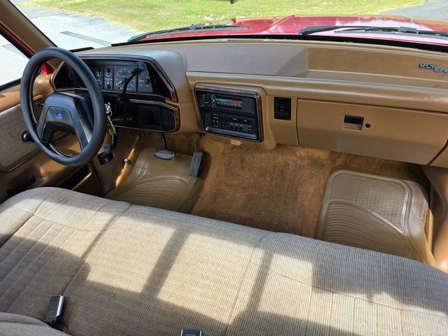 1991 Ford F-150 XLT Lariat