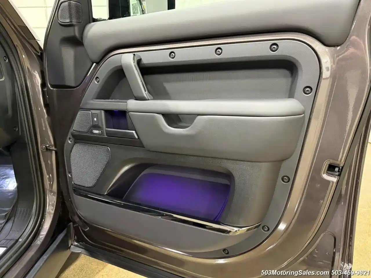 2025 Land Rover Defender 110