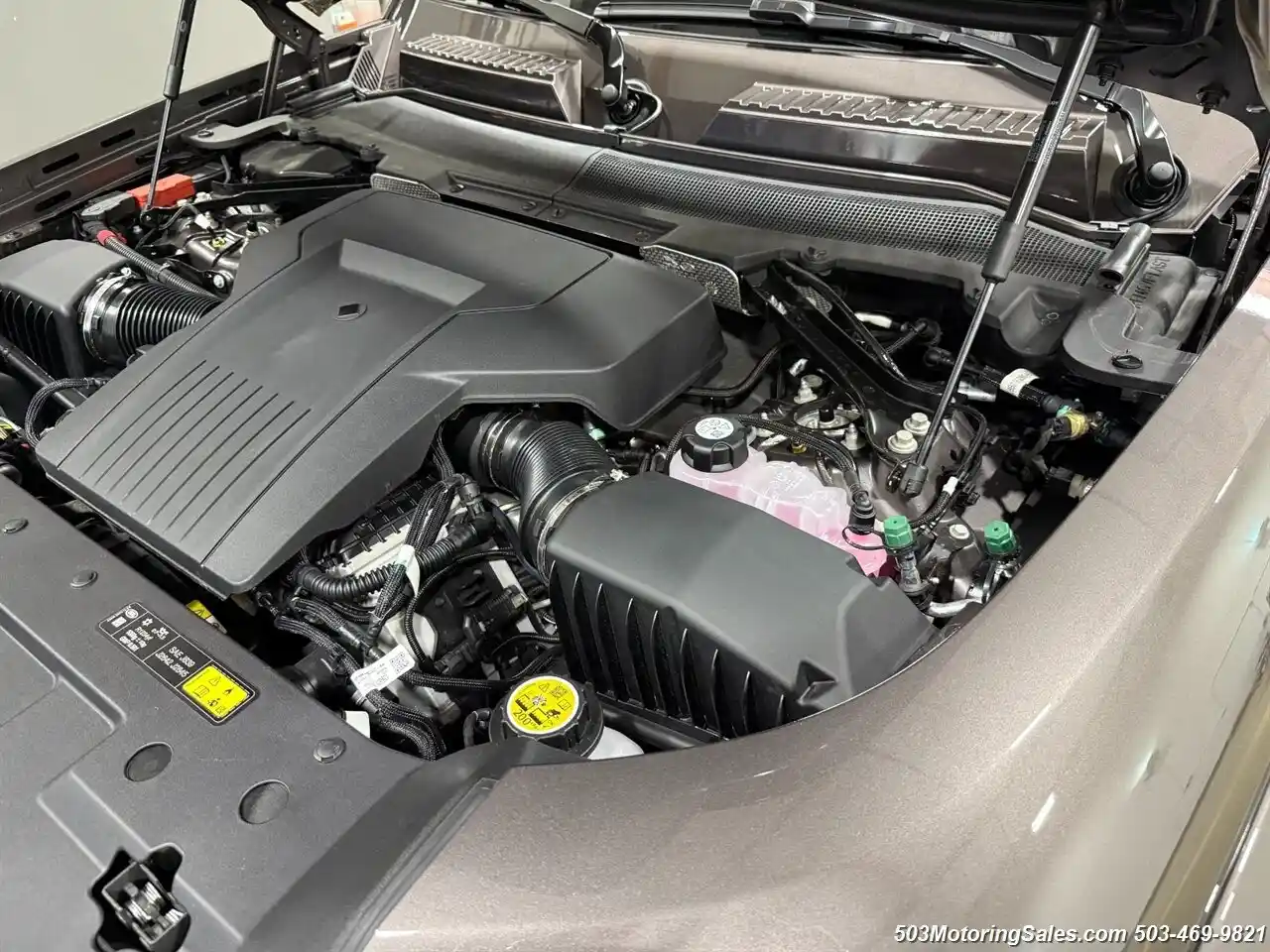 2025 Land Rover Defender 110 - 4