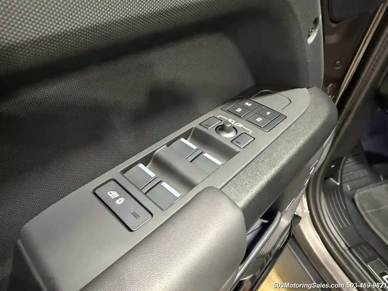 2025 Land Rover Defender 110