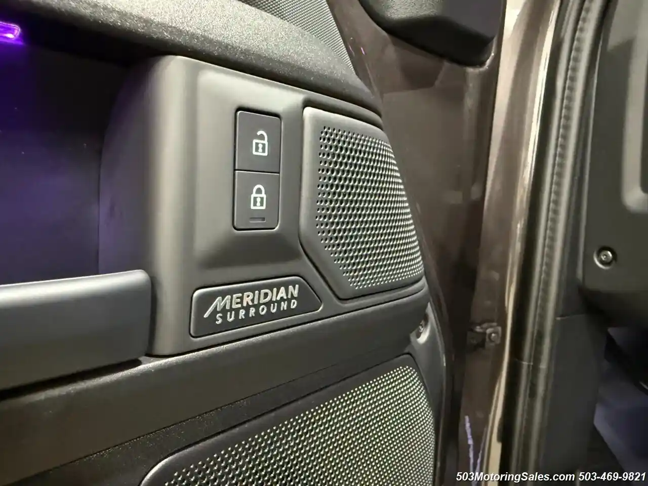 2025 Land Rover Defender 110